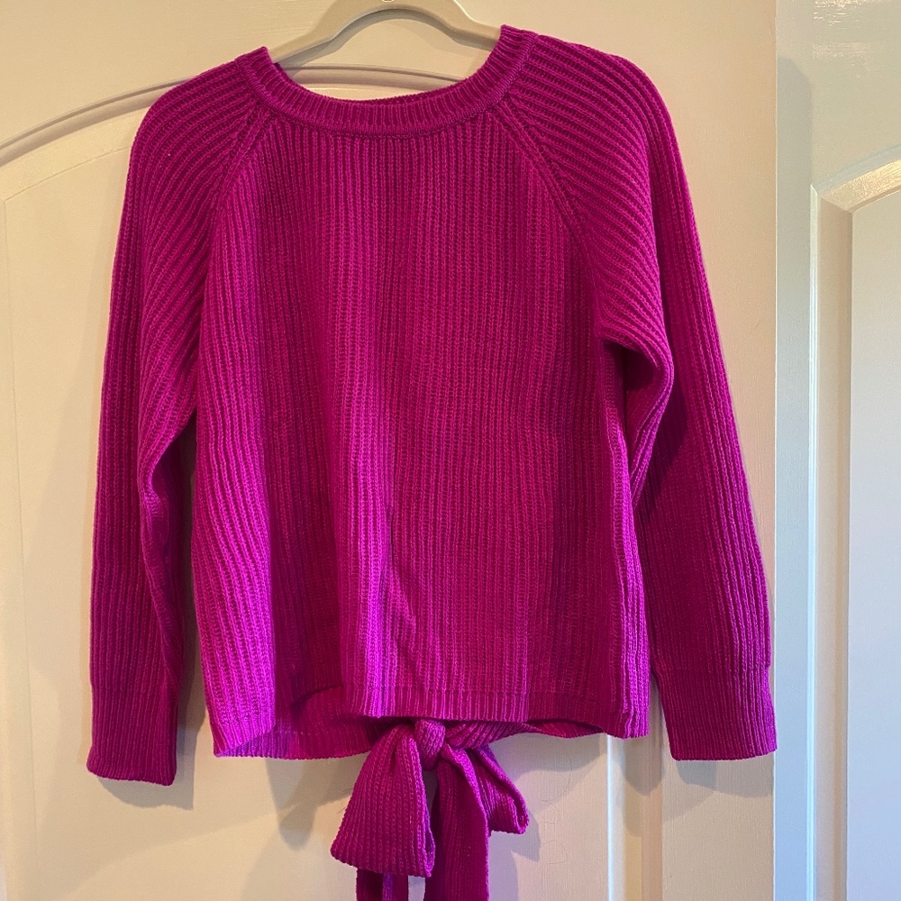 BNWT Lovers and Friends Sweater Size Medium